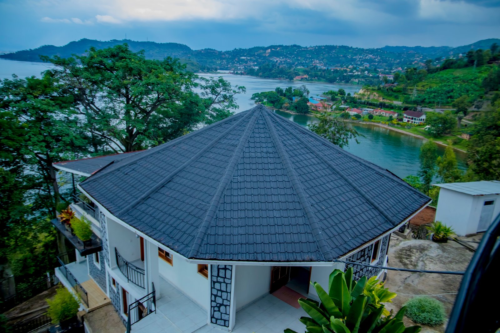 Comfort Meets Elegance